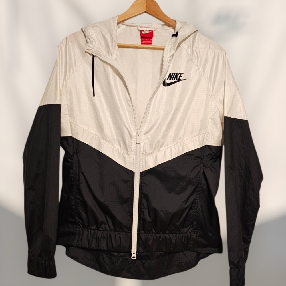 Nike Windrunner Jacket